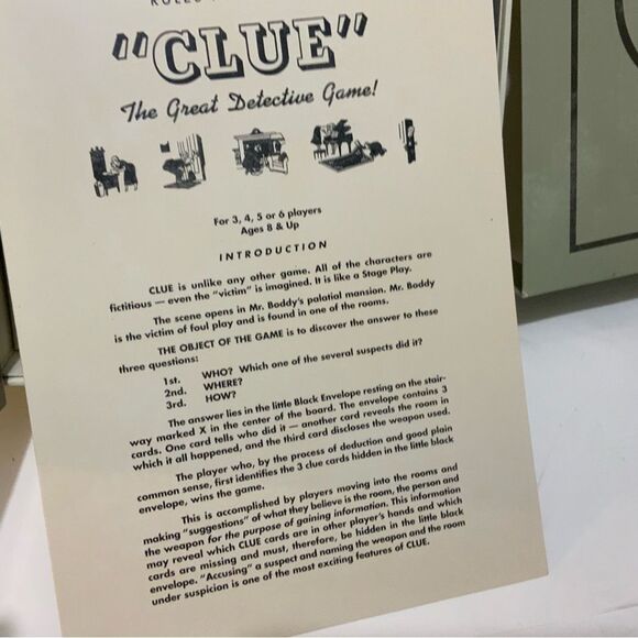 CLUE Vintage Bookshelf Edition Board Game BRAND NEW - Picture 4 of 4